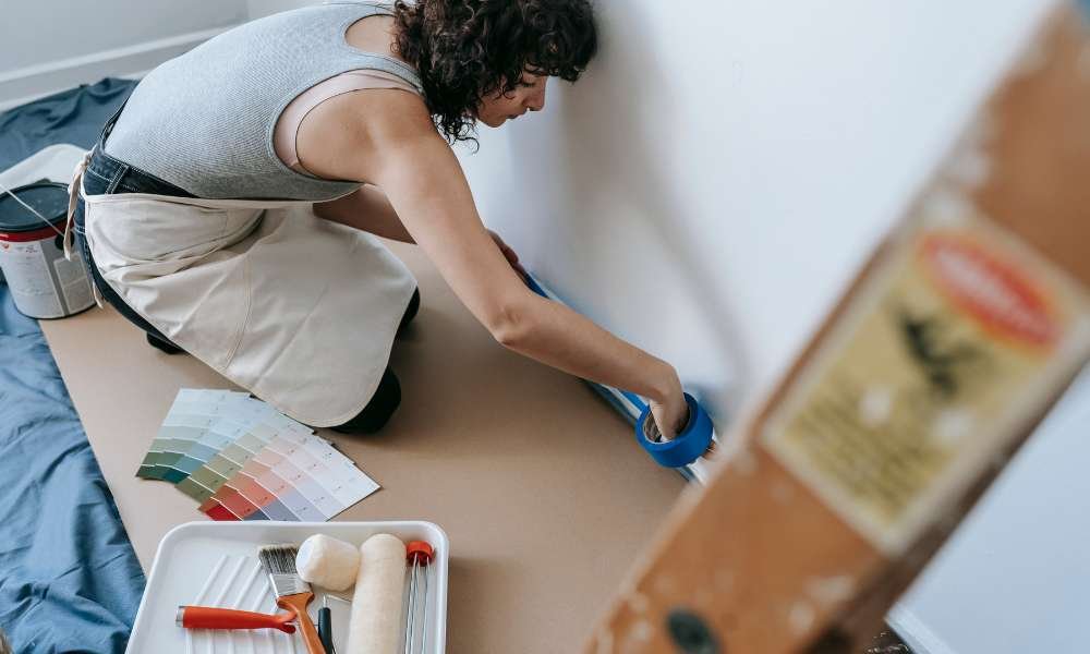 How To Tape a Wall For Painting