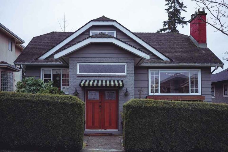 Essential Repairs Before Selling Your Home