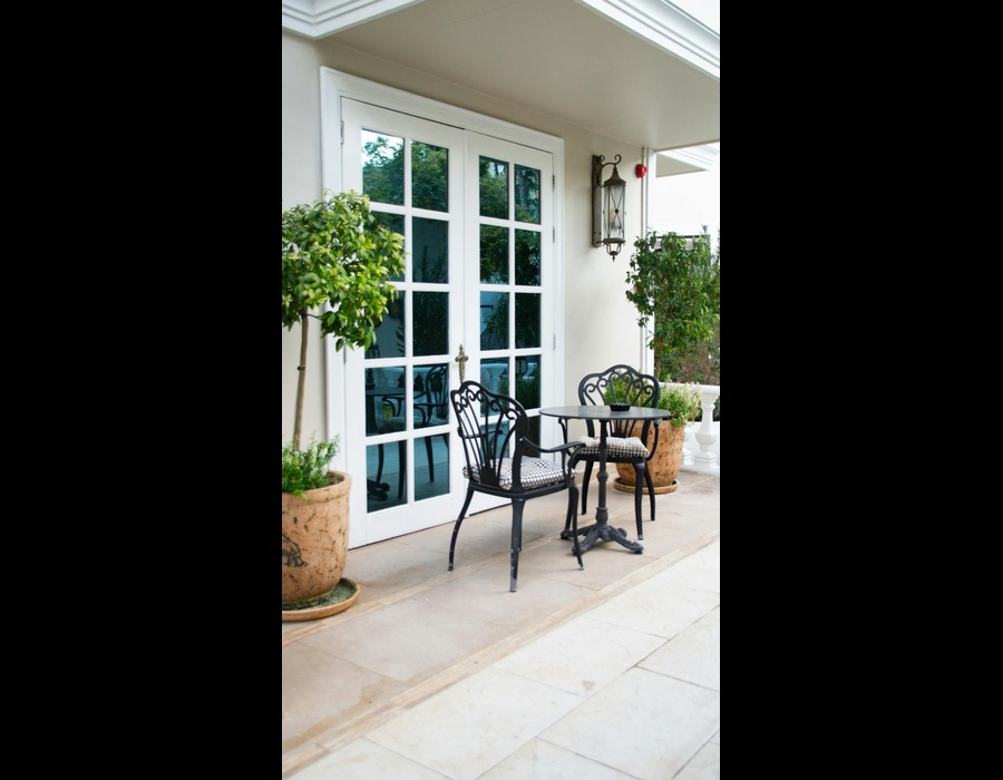 Different Ways Patio French Doors Contribute to a Higher Home Market Value
