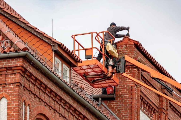 How Regular Roof Inspections Add Value to Your Mount Dora Home