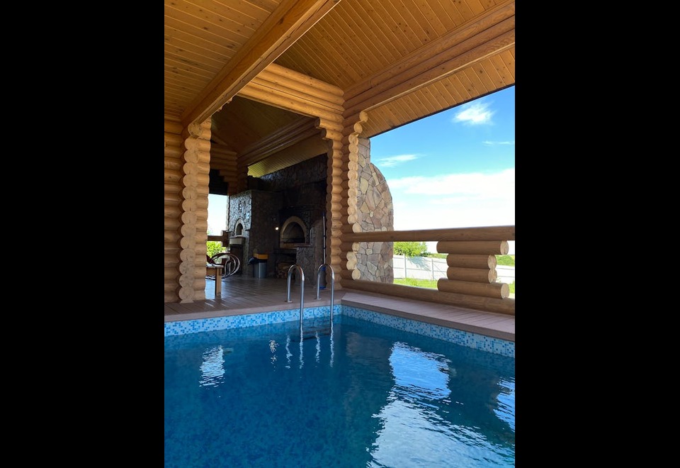 Right Pool Heat Pump For Your Backyard Pool